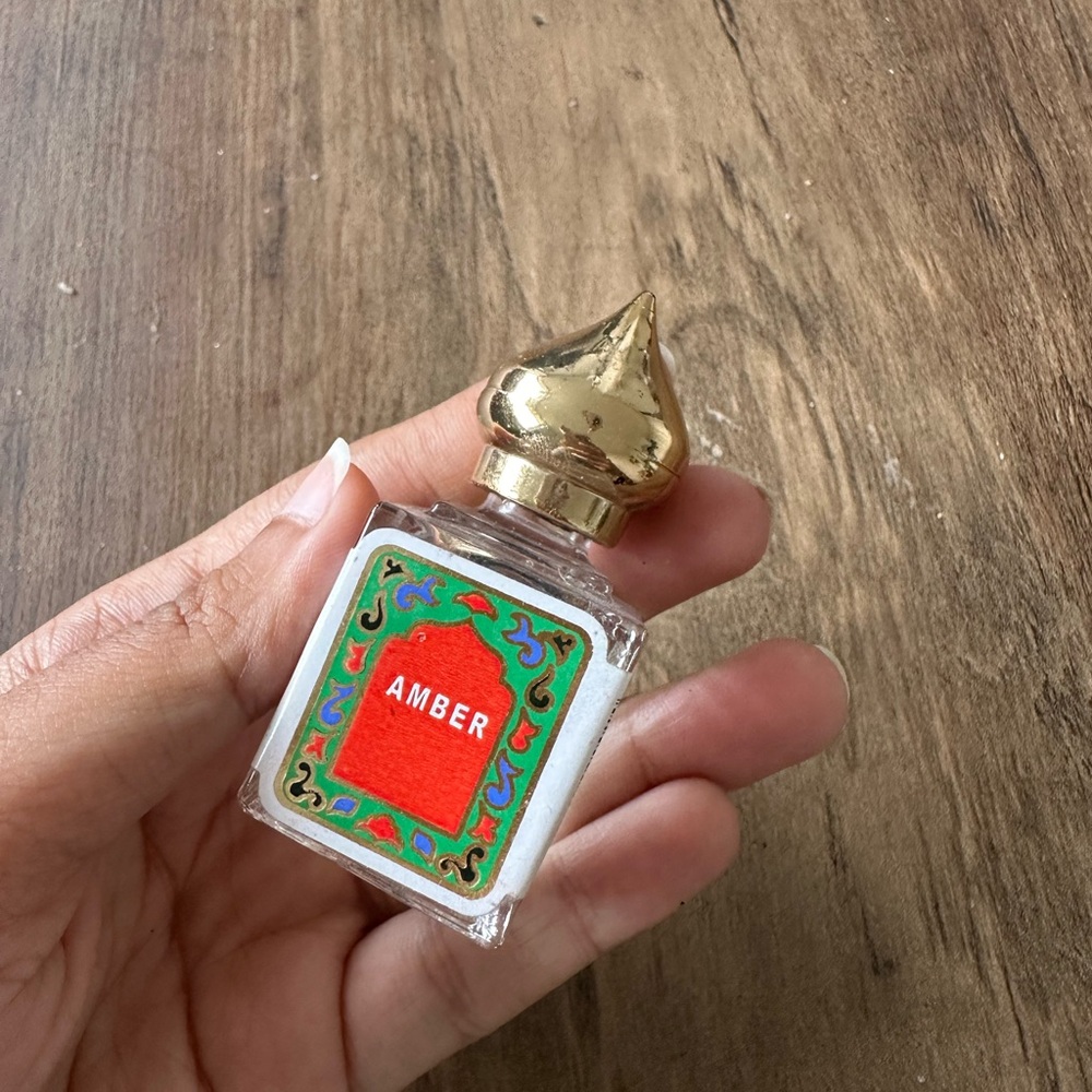 Nemat Amber oil